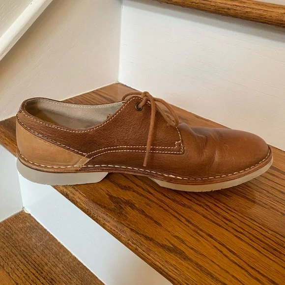 Clarks Men's Size 10M Tan Leather Low Oxford Shoes in EUC - Picture 10 of 16